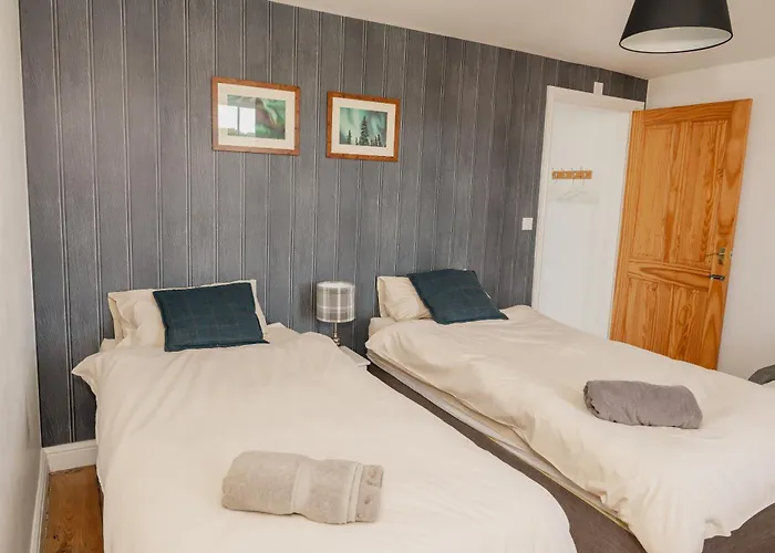 Hideout Manor - Jekyll & Hideout Holiday home