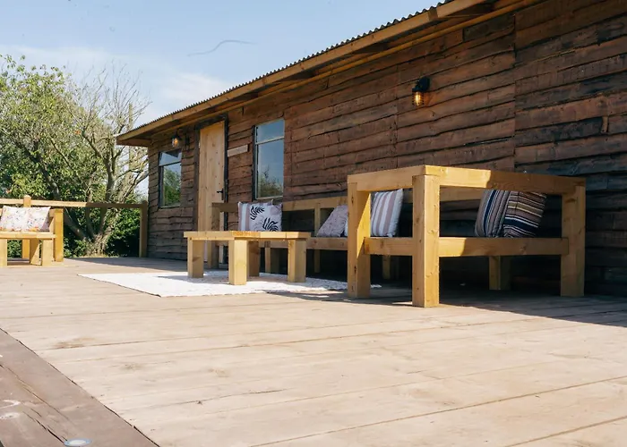 Hideout Manor - Jekyll & Hideout Holiday home *