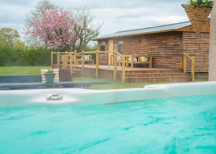 Hideout Manor - Jekyll & Hideout *