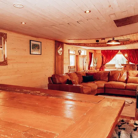 Ferienhaus Hideout Manor - Jekyll & Hideout