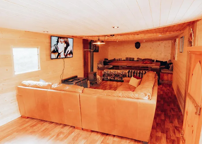 Hideout Manor - Jekyll & Hideout * يورك